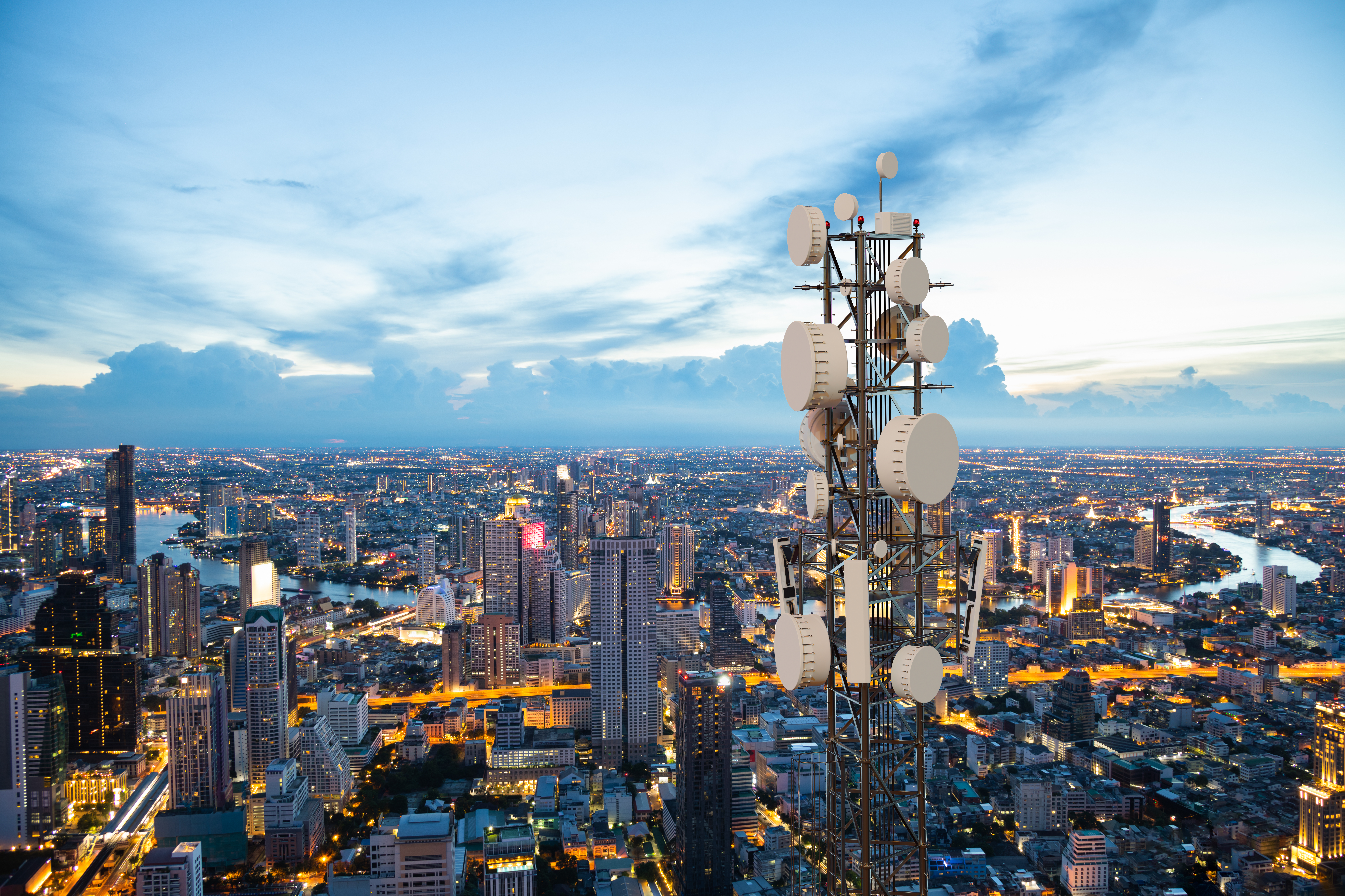 📡 Top 6 Infrastructure Challenges Facing Mobile Network Operators